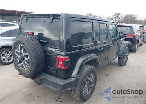 2025 Jeep Wrangler 4-Door Sahara 4X4 z USA, uszkodzony, nr VIN 1C4PJXEN0SW527318
